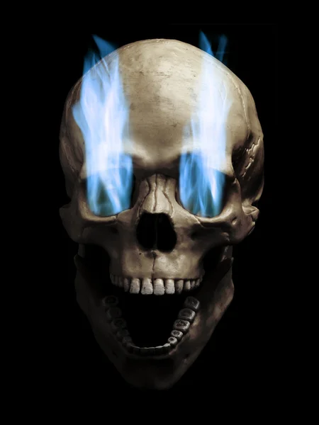 Kafatası Alev alev yanan gözleri ile — Stok fotoğraf