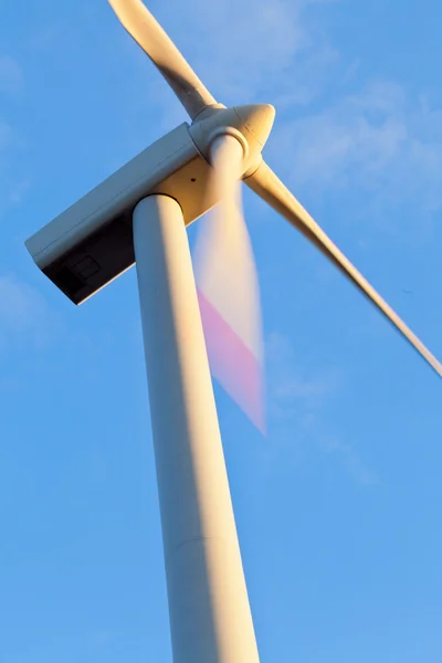 Windkraftgenerator — Stockfoto