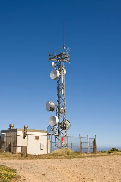 Torre de la antena —  Fotos de Stock