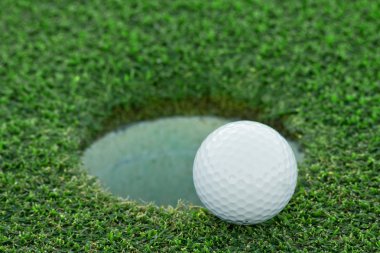 Golf topu