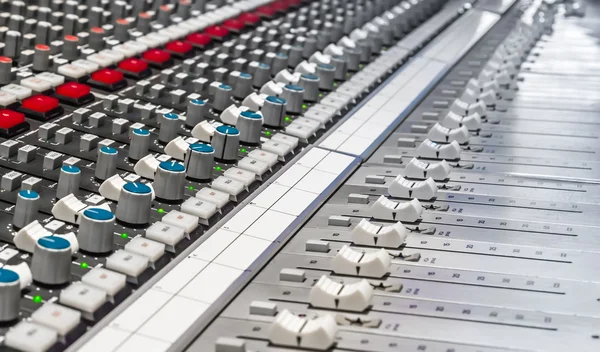 Audio-console — Stockfoto