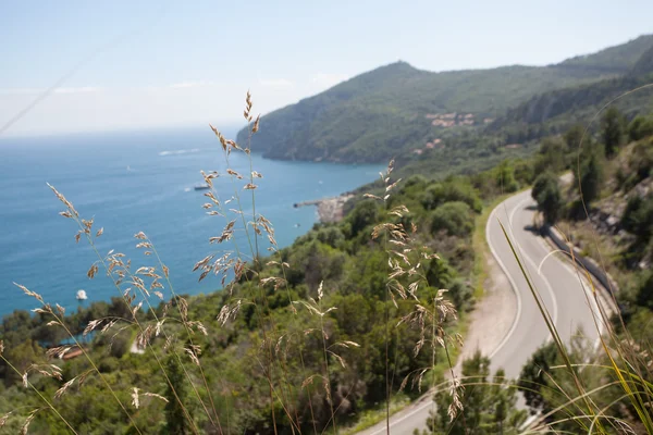 Akdeniz kıyısı boyunca panoramik yol