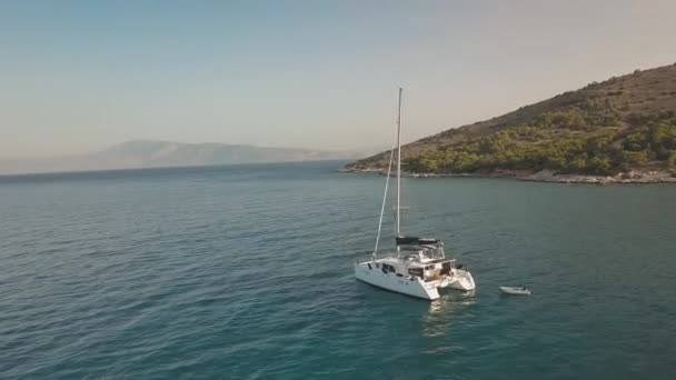 Подорож по грецьких яхтах в Іонічному морі відео 4K безпілотник — стокове відео
