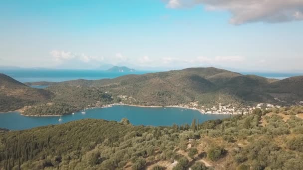 Подорож по грецьких яхтах в Іонічному морі відео 4K безпілотник — стокове відео