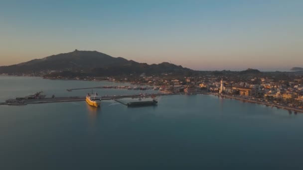 4K Vista aérea da cidade de Zakynthos hora do nascer do sol — Vídeo de Stock