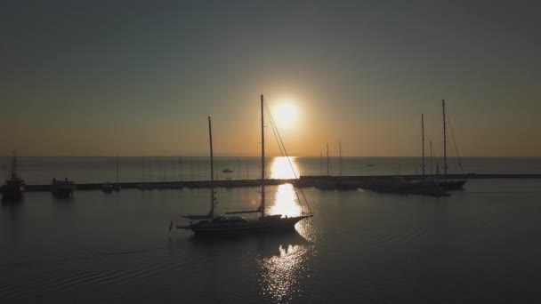 4K Widok z lotu ptaka na miasto Zakynthos czas wschodu słońca — Wideo stockowe