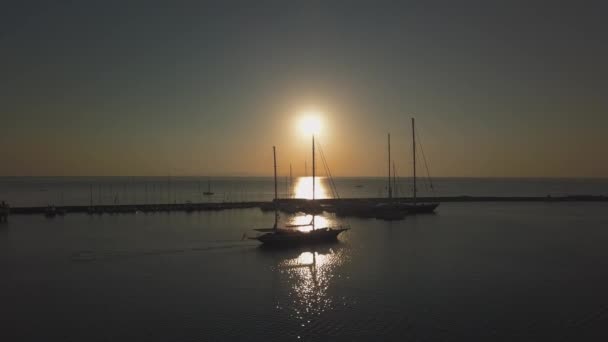 4K Vista aérea de la ciudad de Zakynthos hora del amanecer — Vídeos de Stock