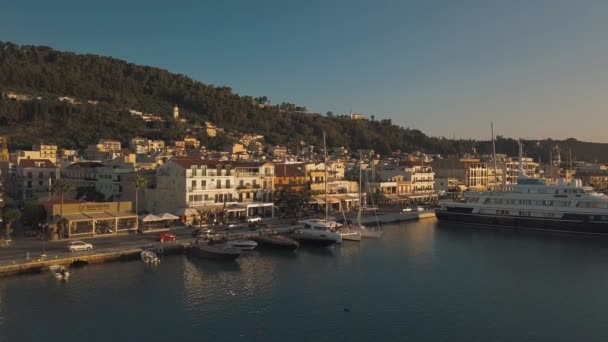 4K Vista aérea da cidade de Zakynthos hora do nascer do sol — Vídeo de Stock