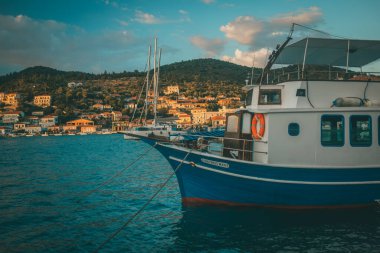 İyon Denizi 'nde Yunanistan' ın yatlarını dolaş