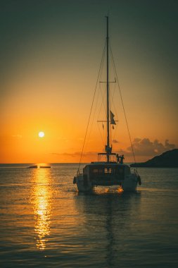 İyon Denizi 'nde Yunanistan' ın yatlarını dolaş