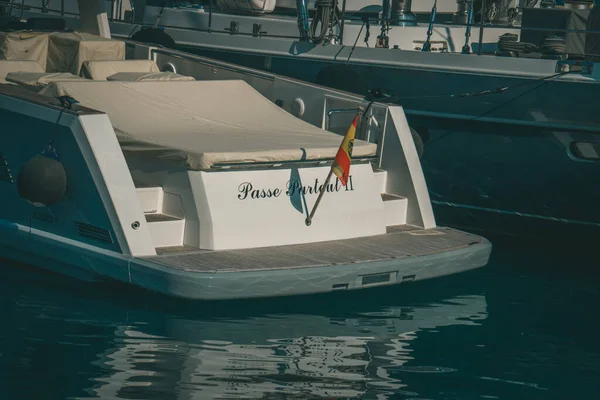 在爱奥尼亚海游览希腊游艇 — 图库照片