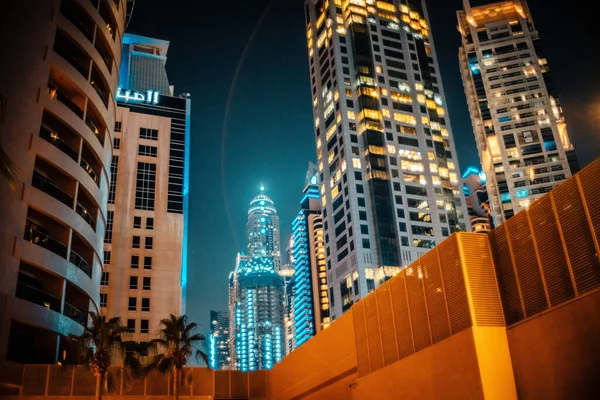 Dubai Şehir Merkezi Gece Sahnesi Bae Güzel Modern Binalar Parlak — Stok fotoğraf