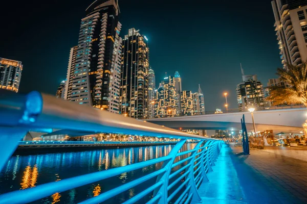Ночная Сцена Центре Дубая Uae Красивые Современные Здания Яркие Огоньки — стоковое фото