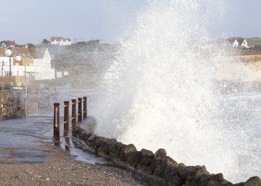 İngiltere'de fırtına kabarması Isle of wight