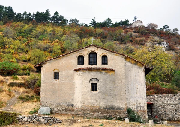 Antigua iglesia de piedra —  Fotos de Stock