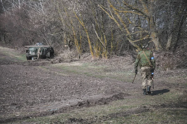 Kiev Ukraina 2022 Ukrainska Soldat Territoriellt Försvar Promenader Till Infanteriet — Stockfoto