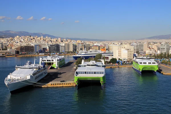 Haven piraeus — Stockfoto
