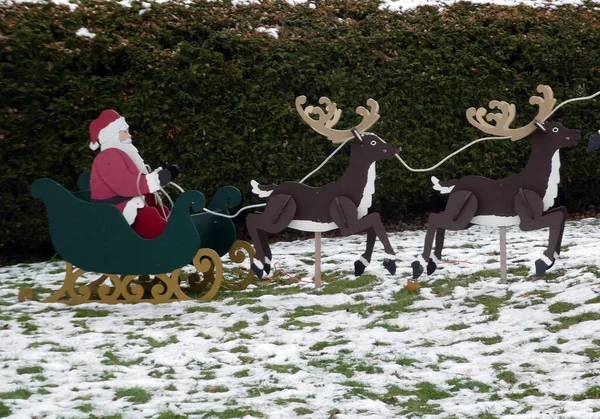 Decoração Natal Jardim Frente — Fotografia de Stock