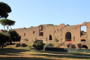 Roma, İtalya 'da Appian Yolu' ndaki antik harabeler