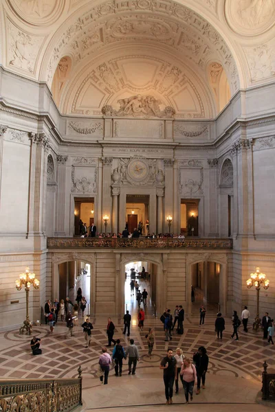 San Francisco Abd Deki Belediye Binasının Içi — Stok fotoğraf