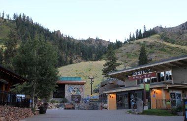 Kadın vadisi köyü