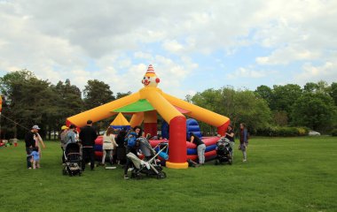 LAG BAOMER 'ın Toronto, Kanada' da 15 Mayıs 2022 'de kutlanması