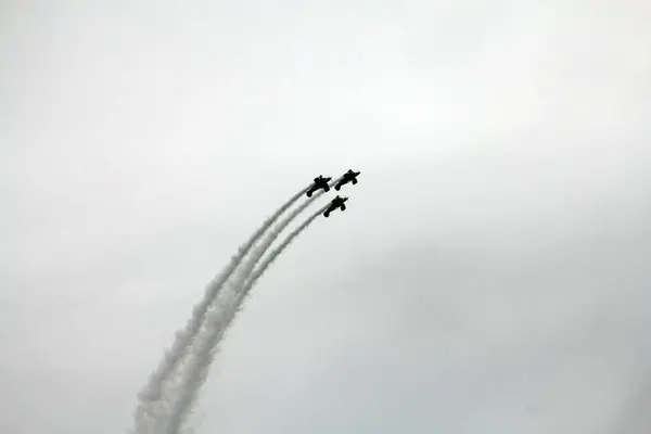 Flugzeuge Fliegen Bei Flugschau Den Himmel — Stockfoto