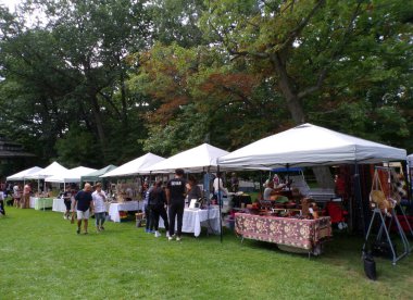 Toronto, Kanada 'da sanat ve zanaat pazarı, 18 Eylül 2022