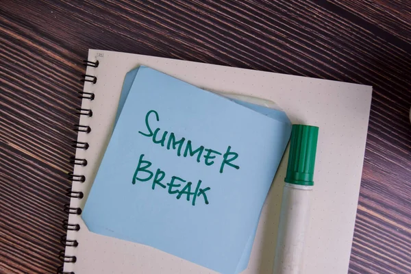 Summer Break Write Sticky Notes Isolated Wooden Table — Stock Photo, Image