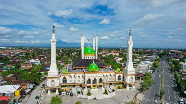 Αεροφωτογραφία Του Baiturrahman Sukoharjo Grand Mosque Είναι Μεγαλύτερο Τζαμί Στη — Φωτογραφία Αρχείου