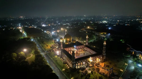 Die Größte Moschee Masjid Kubah Emas Bei Depok Der Nacht — Stockfoto