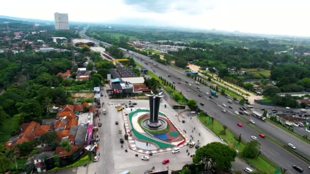 Aerial View Beautiful Tugu Pancakarsa Sentul Circuit Bogor Indonesia April — стокове відео