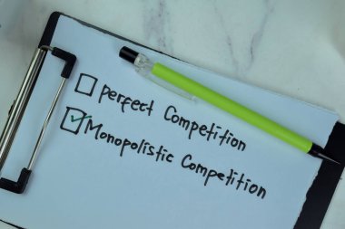 Tekelcilik Yarışması, Tahta Masa 'da izole edilmiş bir evrak üzerine yazıldı..