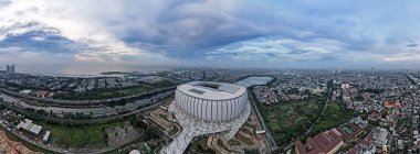 Hava görüntüsü. Yaklaşan Endonezya takımı için yeni futbol stadyumu inşaatı. Jakarta Uluslararası Stadyumu Kuzey Jakarta 'da. Jakarta, Endonezya, 21 Haziran 2022