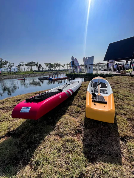 Utsikt Padling Kayak Rentals Stranden Jakarta Indonesia Juni 2022 – stockfoto