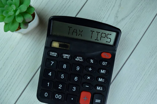 Conceito Dicas Fiscais Escrever Calculadora Isolada Tabela Madeira — Fotografia de Stock