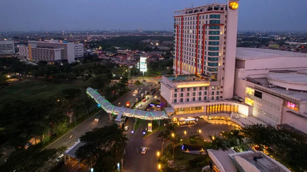 Günbatımında Summarecon Bekasi Deki Yerleşim Ortamının Havadan Görüntüsü Bekasi Deki — Stok fotoğraf