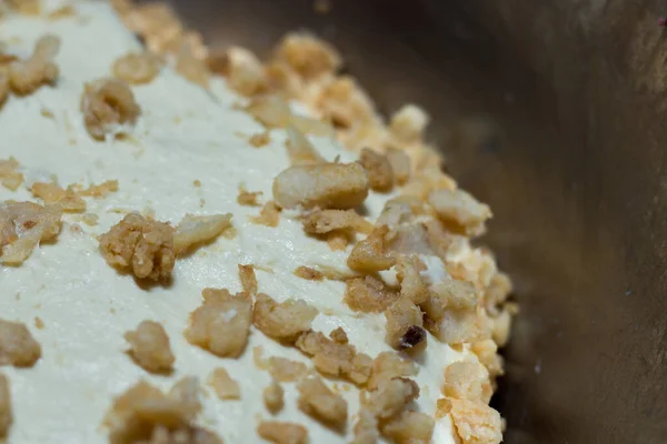 Domuz eti ve ekmek hamuru. Greaves pişmiş domuz yağında uzmandır..