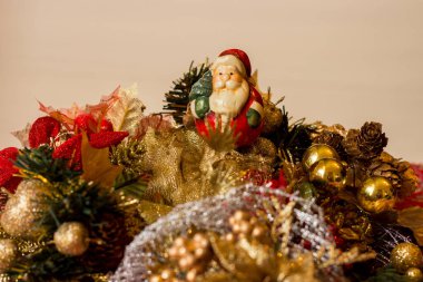 Seramik Noel Baba ile Noel süslemesi