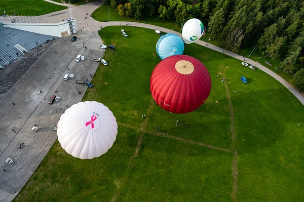 Vilnius Lituânia Setembro 2021 Grupo Balões Coloridos Quente Que Partem — Fotografia de Stock