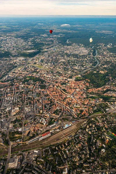 Vilnius Litva Září 2021 Bílé Červené Horkovzdušné Balóny Létají Nad — Stock fotografie