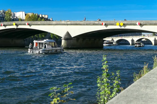 Paris Frankreich Oktober 2021 Blick Auf Eine Alte Brücke Und — Stockfoto
