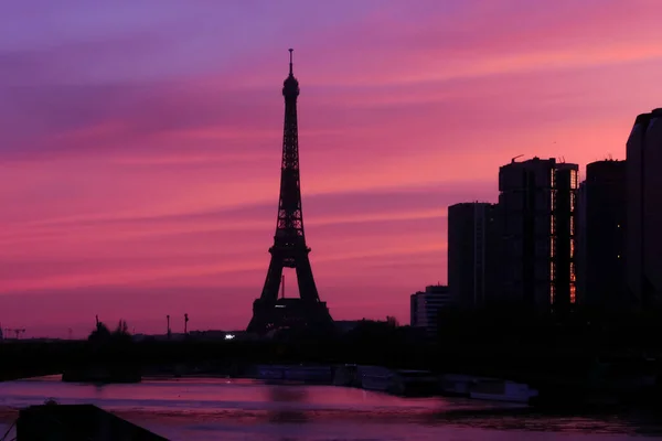 París Francia Febrero 2022 Vista Torre Eiffel Con Grupo Edificios — Foto de Stock