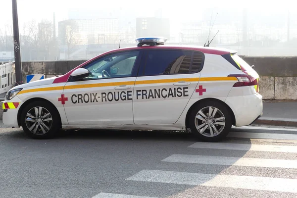 Paryż Francja Marca Rok 2022 Karetka Różu Croix Ratunek Rannym — Zdjęcie stockowe