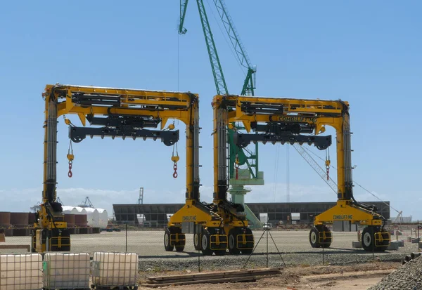 Havre Frankreich Juni 2022 Containerkran Auf Dem Dock Industrielle Maschine Stockbild