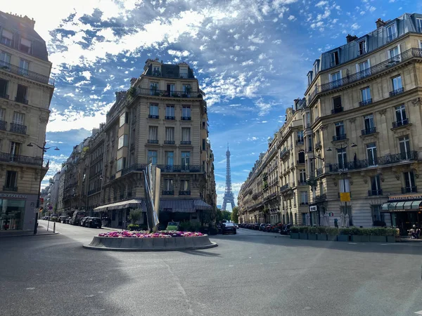 Παρίσι Γαλλία Ιουλίου 2022 Άποψη Του Haussmann Στυλ Διαμερίσματα Τον — Φωτογραφία Αρχείου