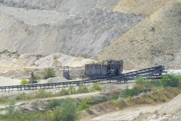 Local Coleta Areia Minerais Uma Pedreira Céu Aberto Veículo Industrial — Fotografia de Stock