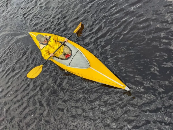 View Portrait Kayaker Summer River Landscape Dark Water Bottom — Stock Photo, Image