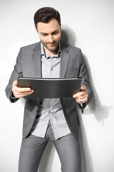 Portrait of a handsome business man — Stock Photo, Image