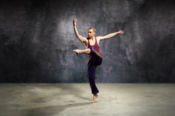 Pirouette, dança exterior — Fotografia de Stock
